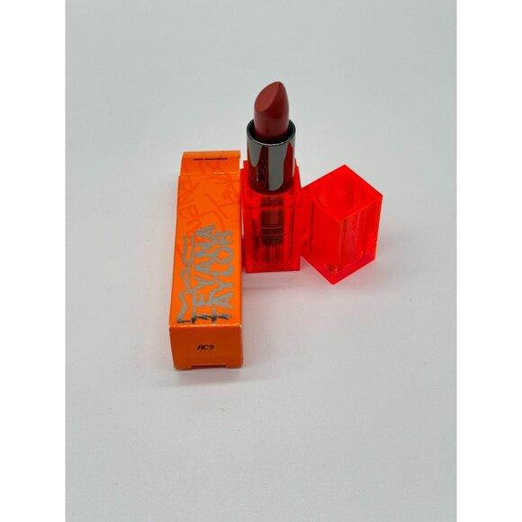 Mac Teyana Taylor Collection Matte Lipstick -good Moaninnnn .10oz / 3g - Picture 2 of 4